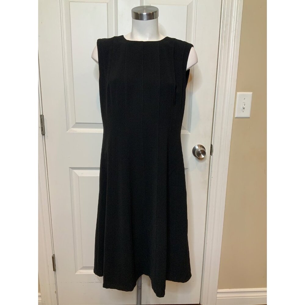 148 Lafayette New York Black Sleeveless Shift Dress, Size 8
